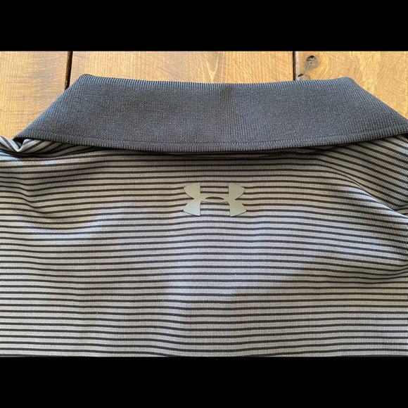 Under Armour Polo - Size Large - Picture 5 of 5